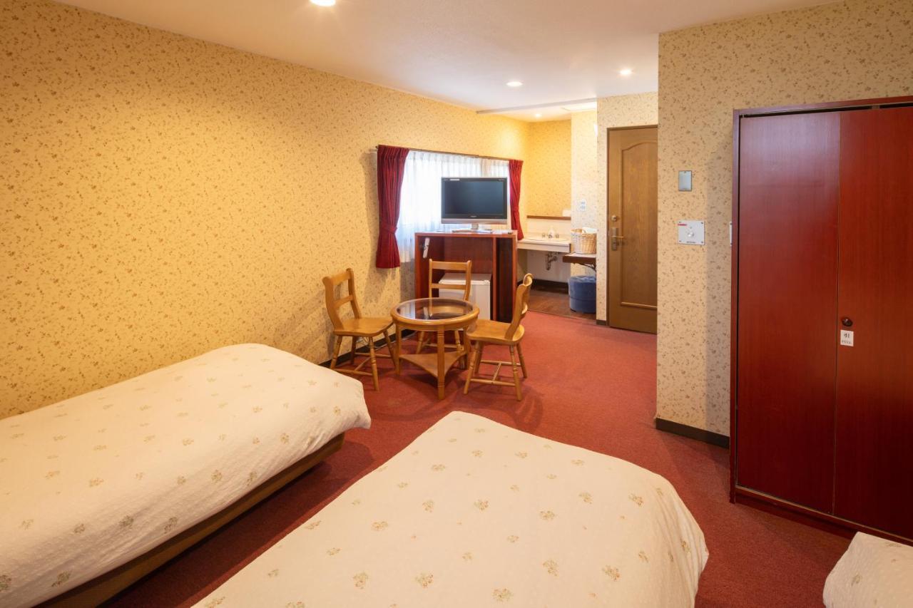 Pension Candytuft Karuizawa Bagian luar foto