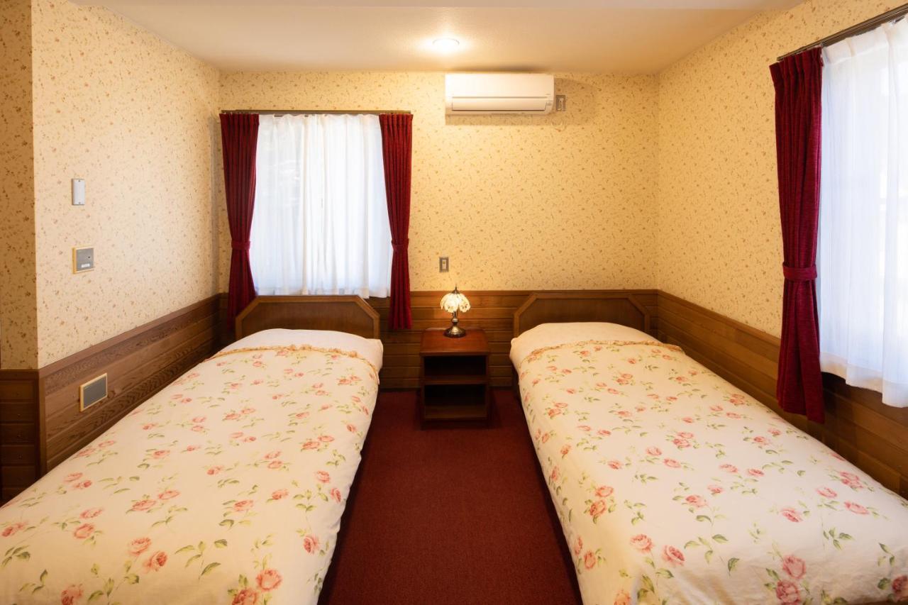 Pension Candytuft Karuizawa Bagian luar foto