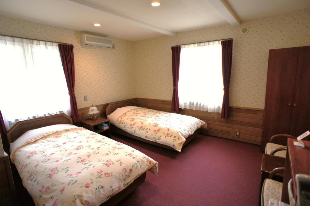 Pension Candytuft Karuizawa Bagian luar foto